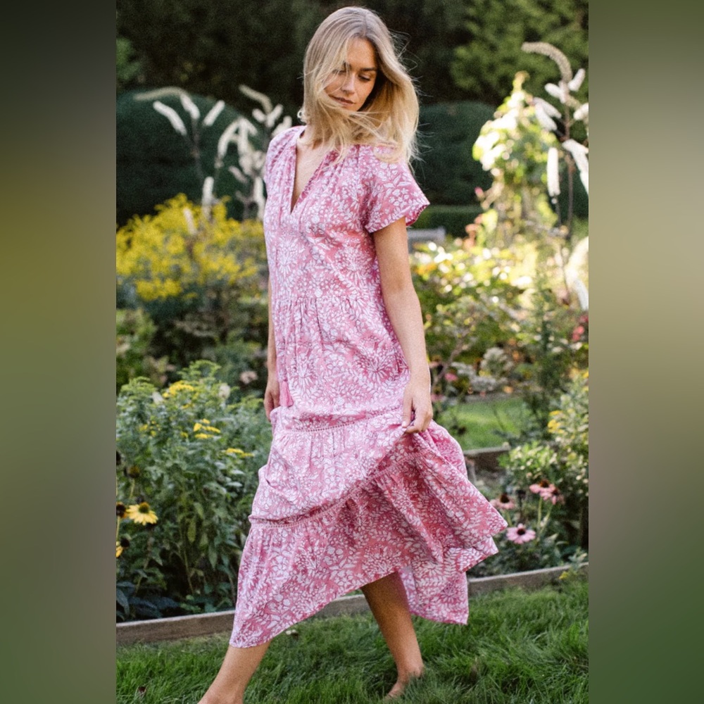 Marea Breakers Dress - Faded rose lace floral